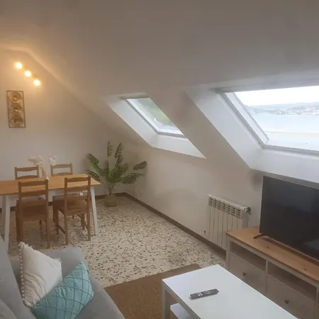 아파트 Piso Frente Al Mar O Barqueiro 3 *